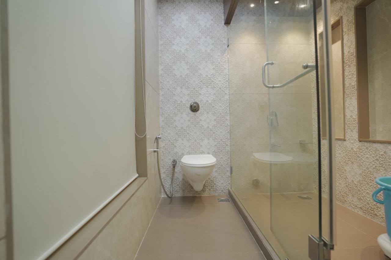 Hotel Mathoshree ثين المظهر الخارجي الصورة