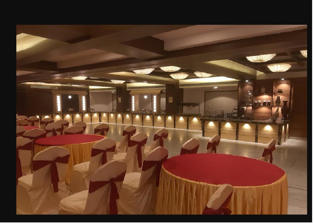 Hotel Mathoshree ثين المظهر الخارجي الصورة